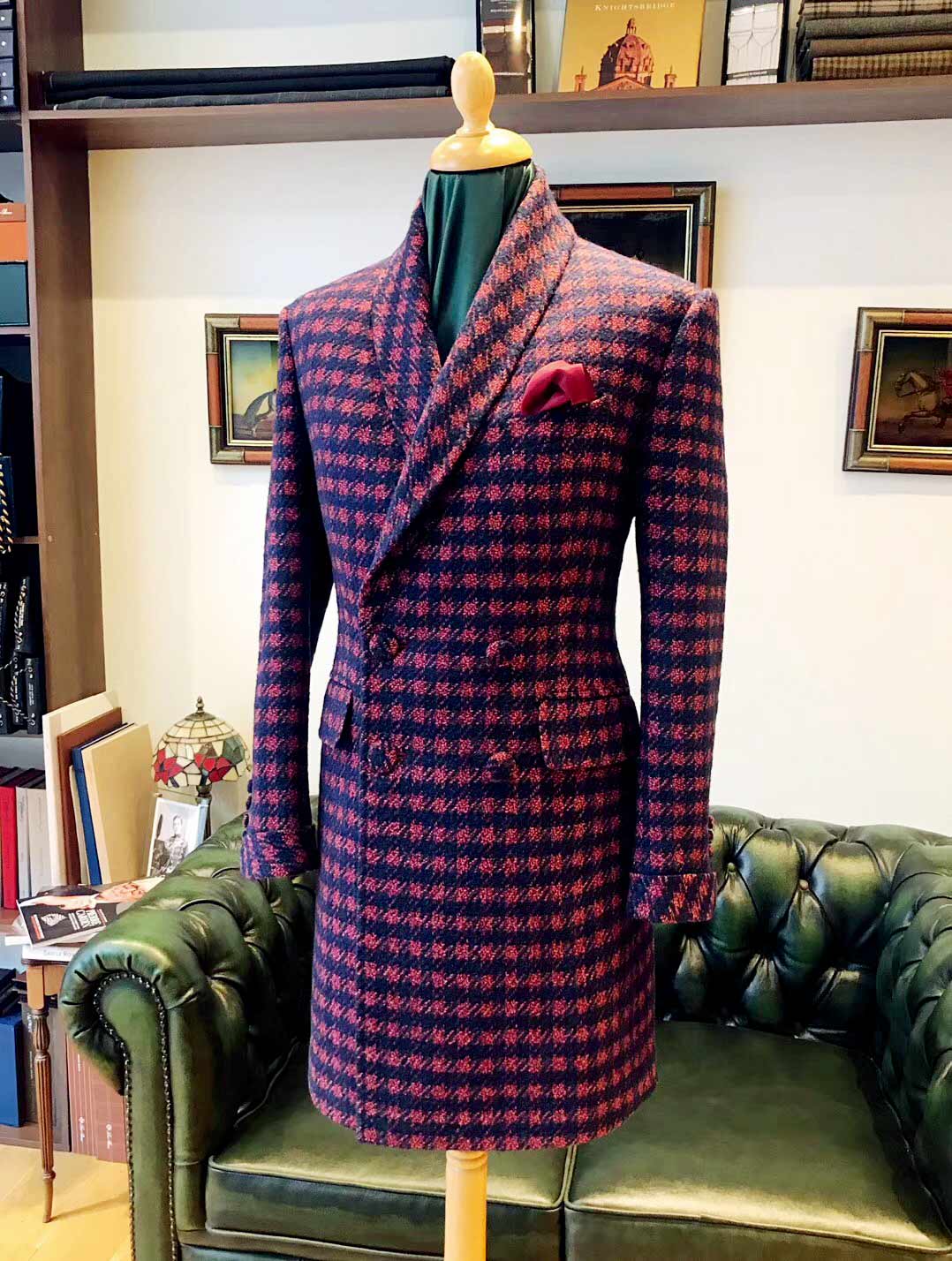 Chinese Female Tailor Shines at Savile Row