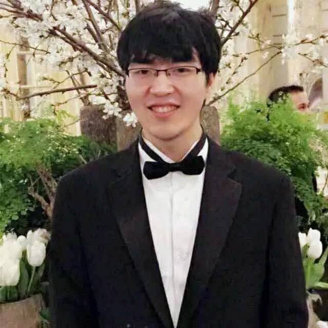 母爱助脑瘫儿上哈佛 Single mom's love sees disabled son through to Harvard